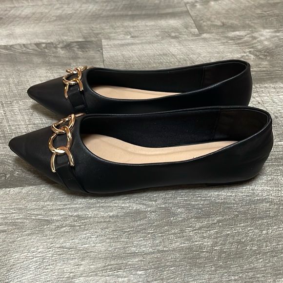 AFEETSING Black W/ Chain Link Flats - Picture 5 of 15